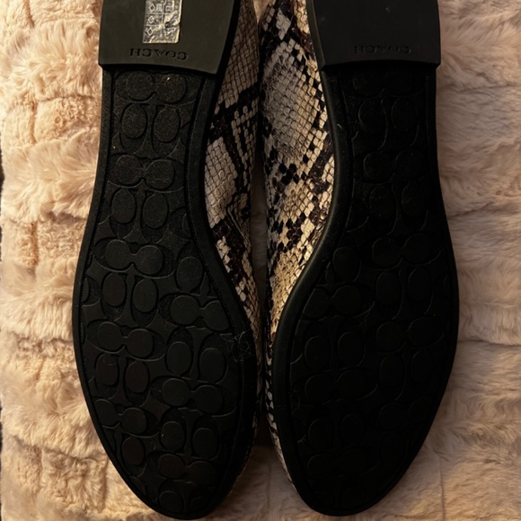 Coach flats - Picture 2 of 3